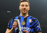 易游体育公司-国米客场逆转佛罗伦萨，成功夺回胜利