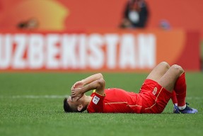 易游体育-关于法尔肯主教练因言论惹争议，球员们需集中精神备战的信息