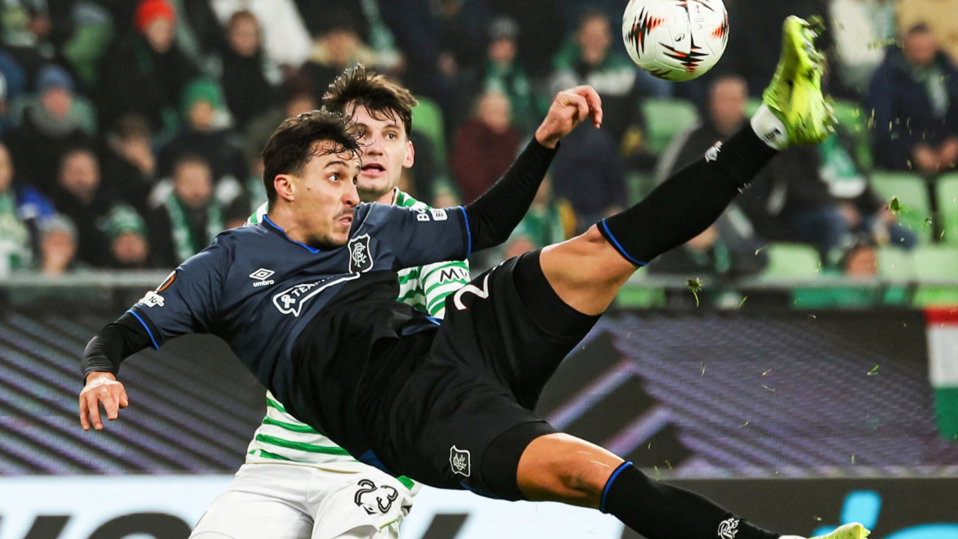 荷兰前锋一条龙破门，帮助球队进决赛(荷兰前锋一条龙破门,帮助球队进决赛的是谁)