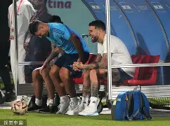 阿圭罗空接破门，巴萨取得全胜战绩(阿圭罗空接破门,巴萨取得全胜战绩了吗)