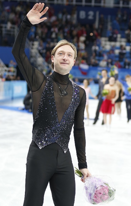 沙尔克青年队获得斐济国际邀请赛冠军(专访沙尔克青训学院教练孩子能快乐踢球最重要)