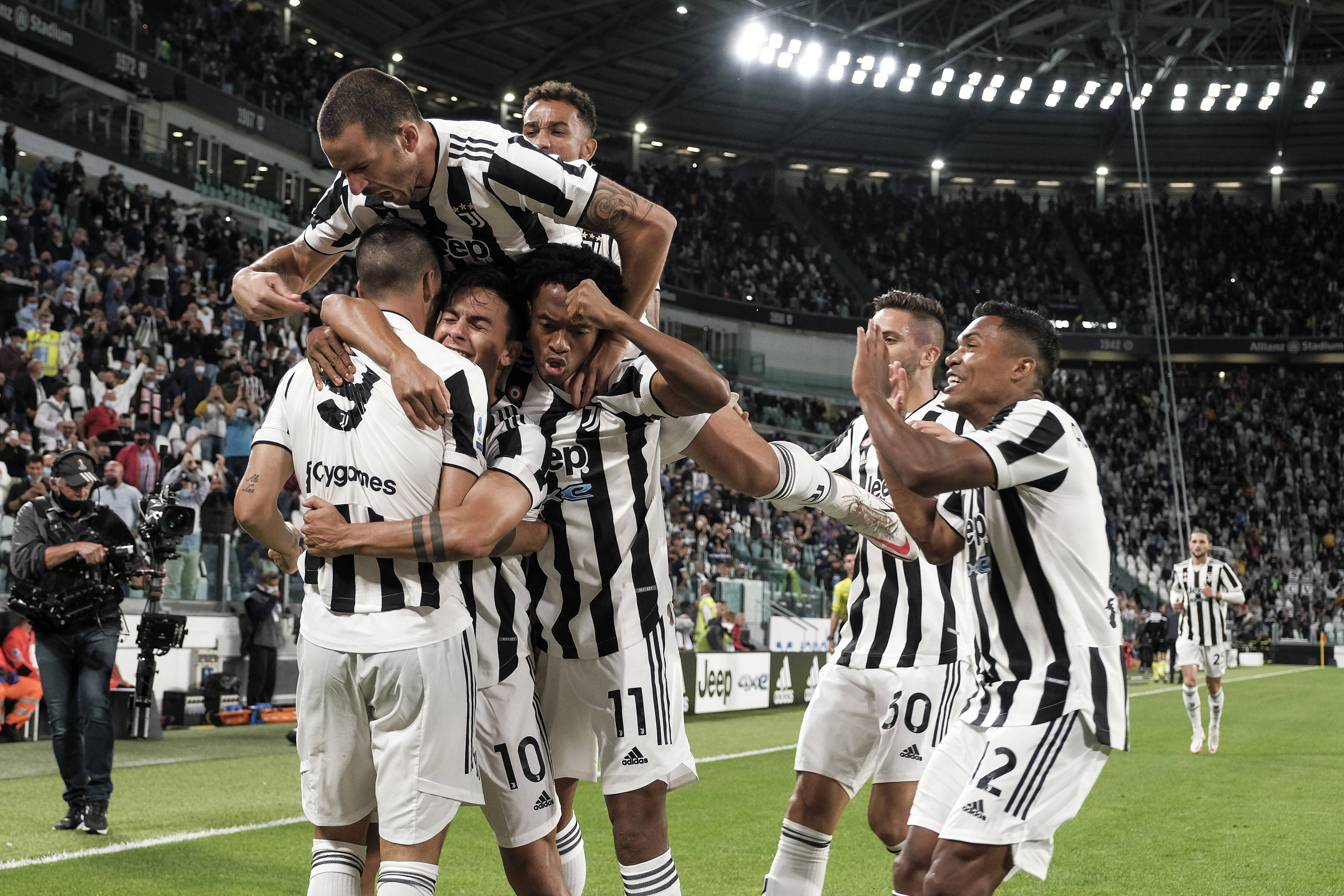 尤文图斯主场大胜追赶积分榜前列的简单介绍 尤文图斯主场大胜追赶积分榜前列的简单介绍