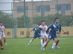 关于足球联赛中球队实力对比，比赛胜者显然眼见为实的信息